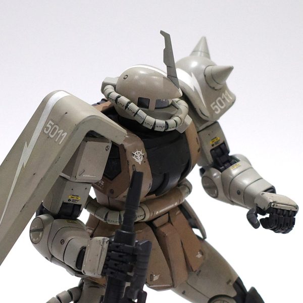 量産型ザク（接敵）