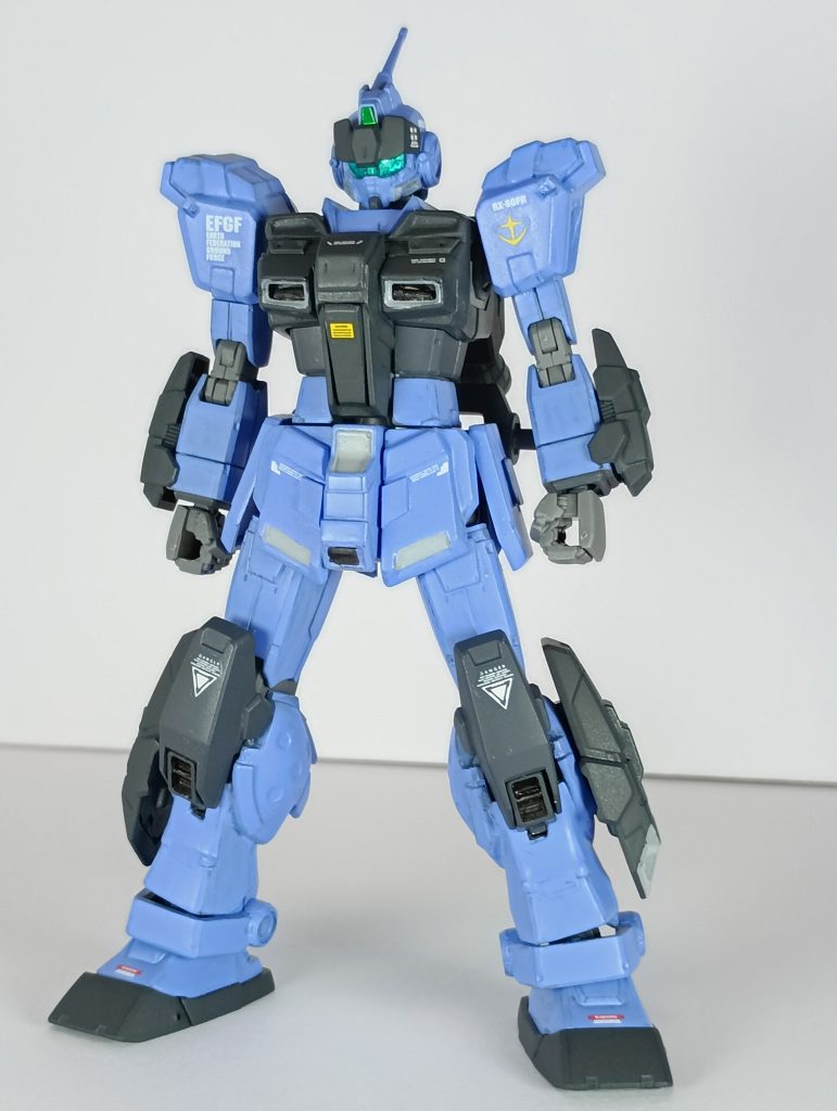 オリジンのジムを軸にジャンクで購入したペイルライダーのパーツを貼り付けて作成。隙間はパテで埋めています。