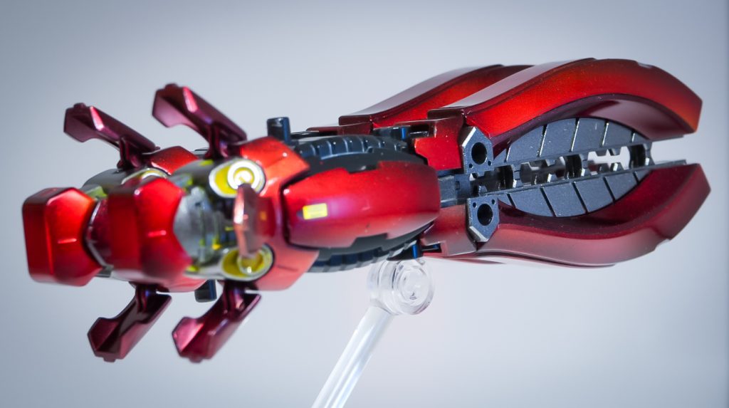 本体よりも多いのではないかと思うほどパーツ分けされてた、ダブルホーンファンネル