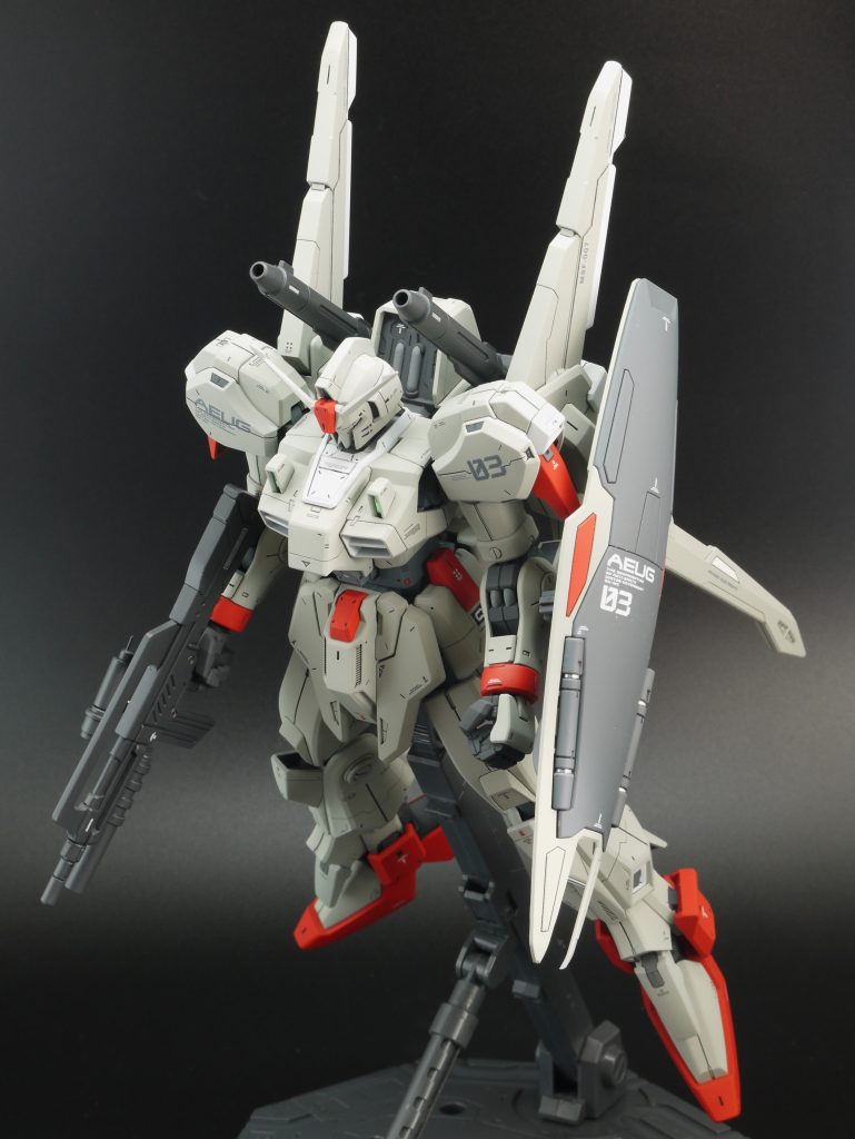 ジョイントが付属するので、アクションベースに接続することが可能です。