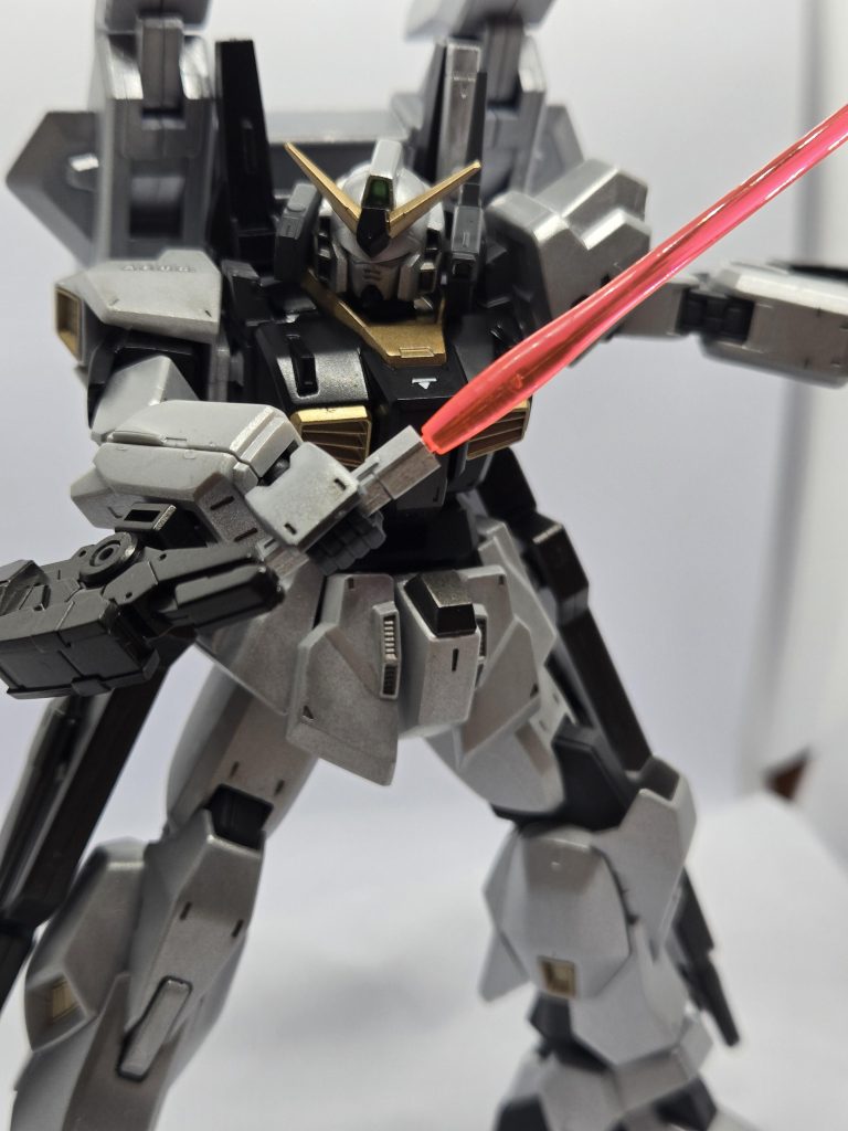 素体はマーク2のままなのでビームサーベルも搭載しています！