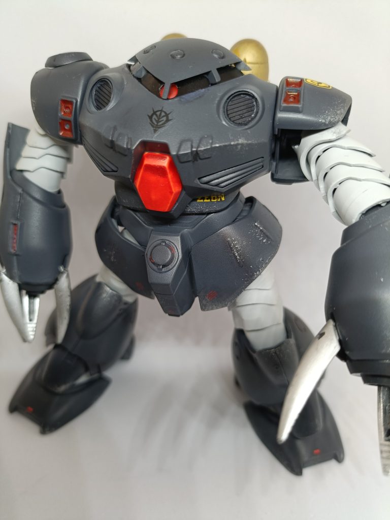塗装はガンダムスプレーでしました✨濃い色にしたくて良い感じです😁相変わらずムラだらけの塗装です😫