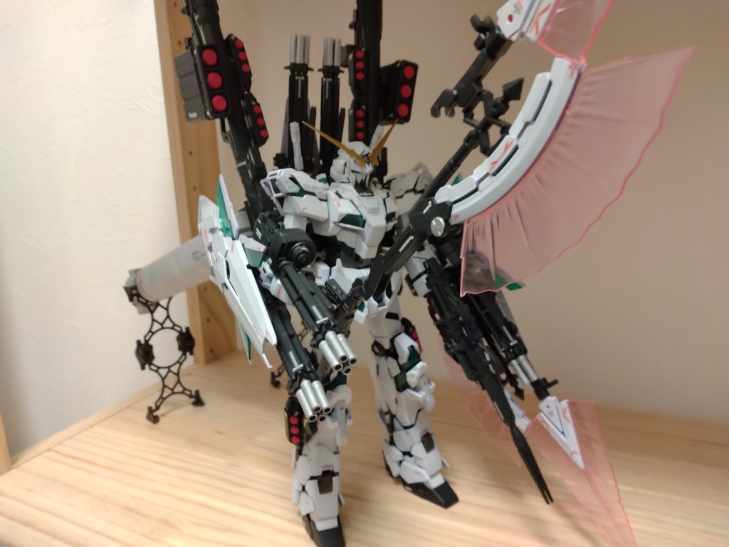 画角に収まりきれず。。。棚からもジャベリンはみ出ています笑