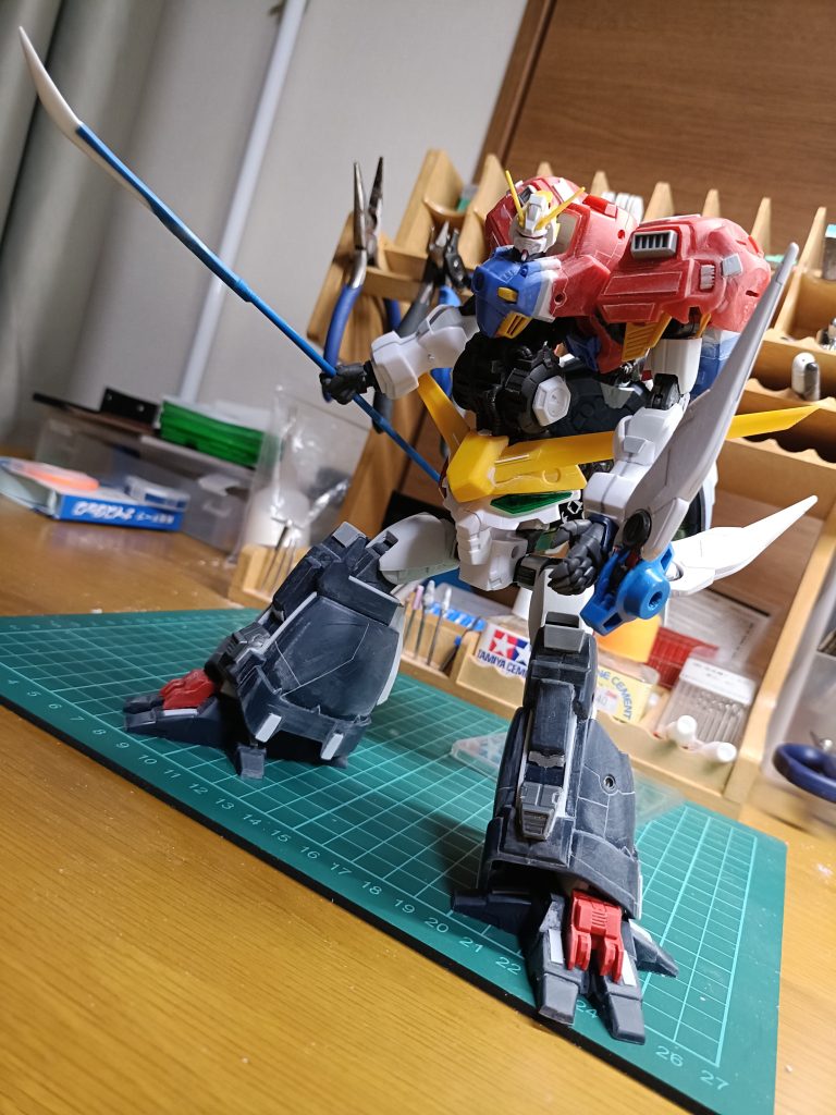 塗装前です。これで満足してしまったり初めて買ったエアブラシが不良品だったり夏の暑さに負けたりで此処から完成まで二ヶ月以上かかってしまいました(;´Д`)