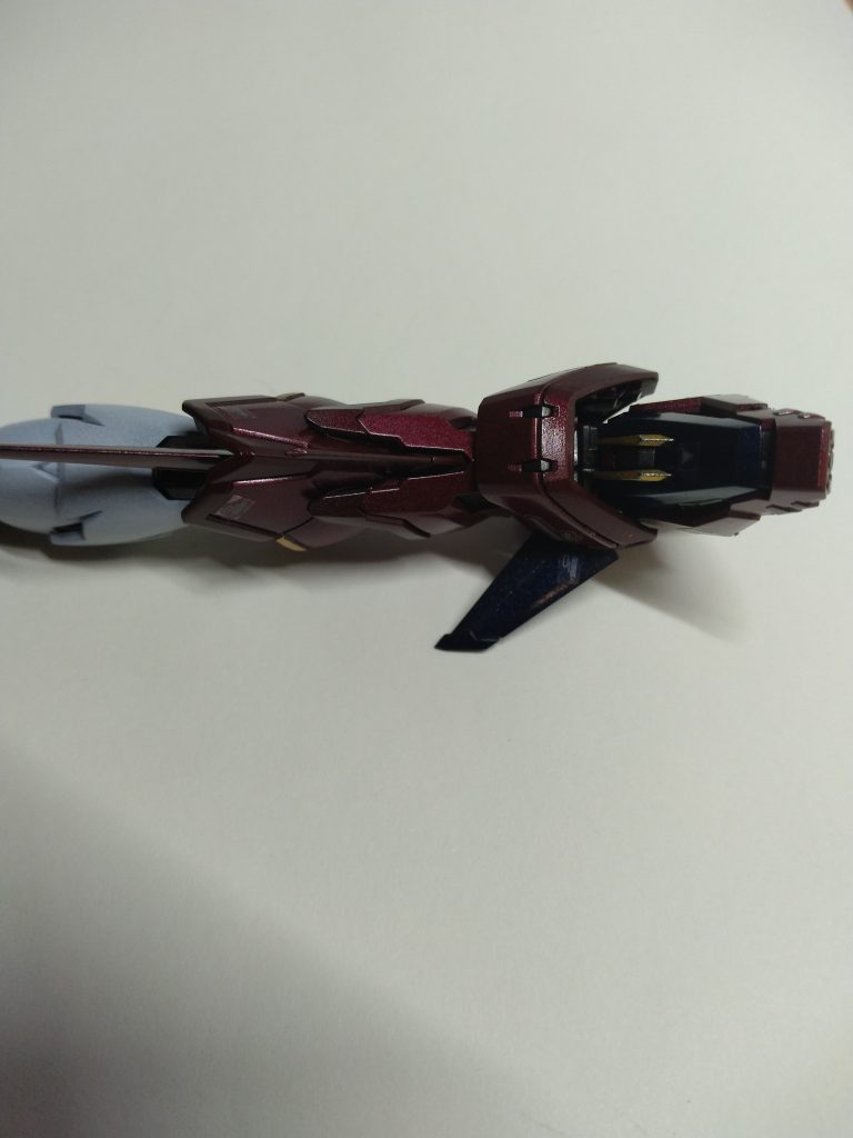 黒鉄色→クリアレッド赤鉄色→クリアレッドメタリックレッド→クリアブルーで、キャンディ塗装にチャレンジしています。
