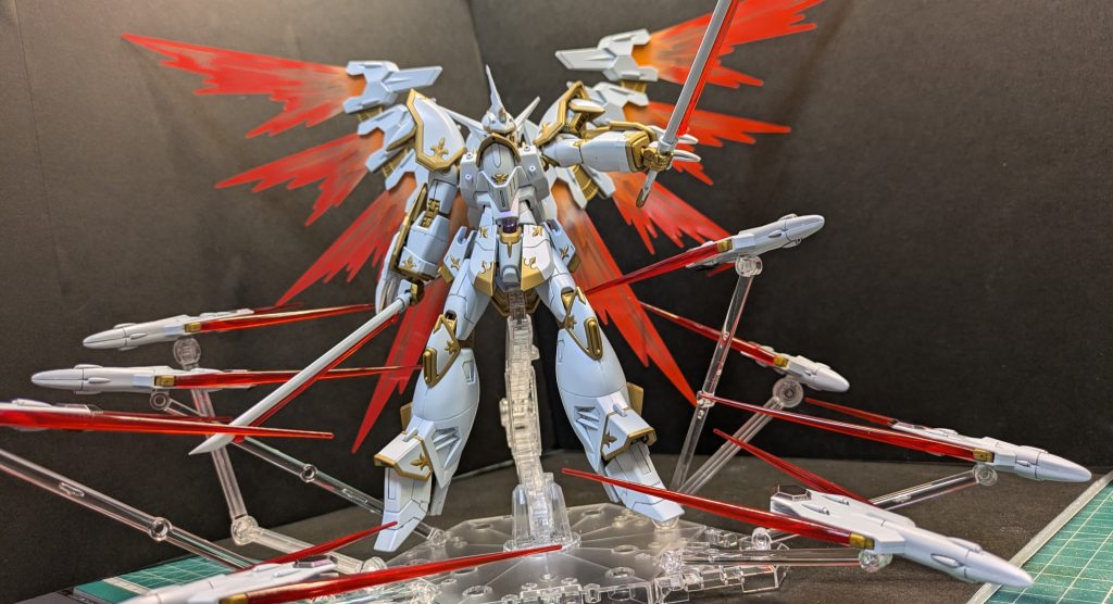 サーベルの先はそのままだと丸すぎだったので尖らせましたデカ過ぎて収まらないですが、満足度高いです