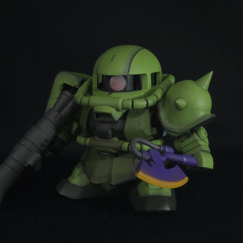 SDGFザクⅡです今回は贈答用ということで、急拵えではありますが、丁寧に作ることを心がけて製作しました。