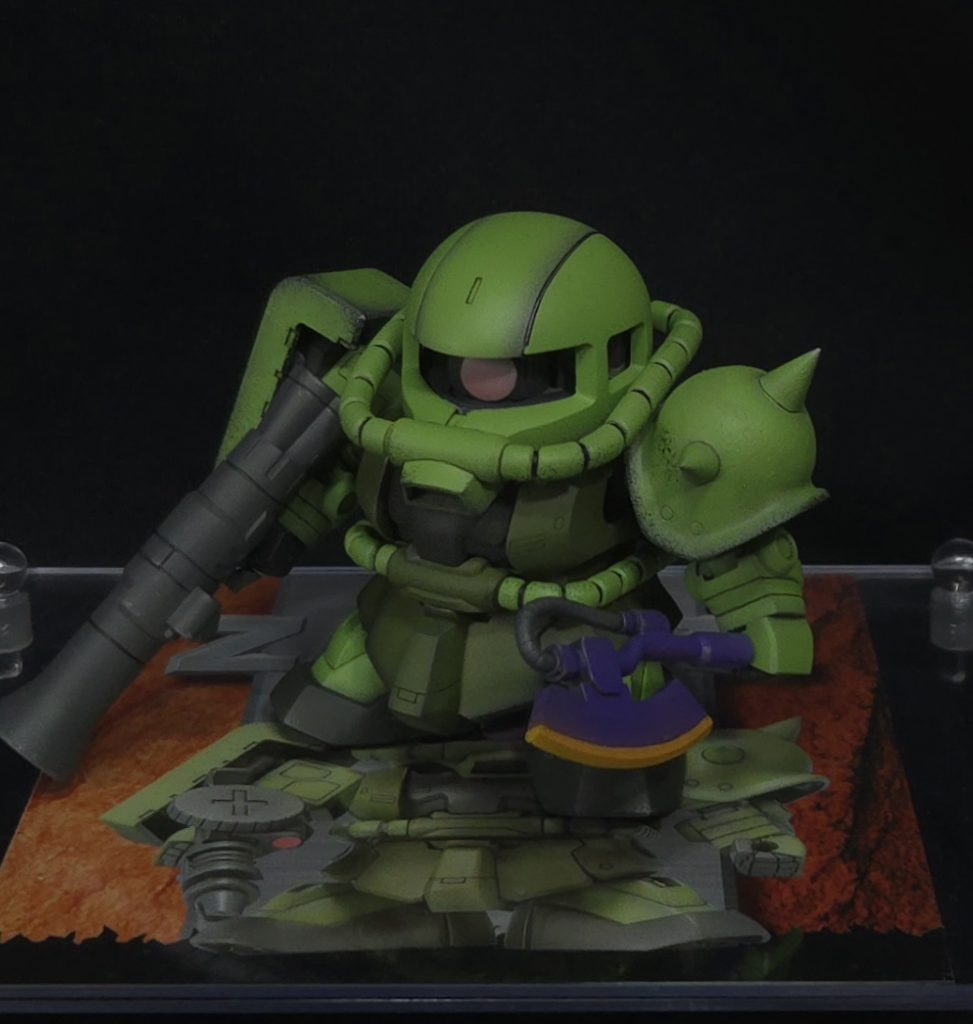 塗装は肩以外は変わったことはせず、グレーサフの後シャドウを入れて、本体のカラーをのせてます。その後、各所ウェザリングを施し、艶消しコートで仕上げています。相変わらずレシピ等はなく、適当に調色したカラーです。