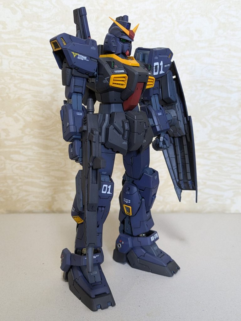 黒いガンダム–3枚目/制作者：EXTEND