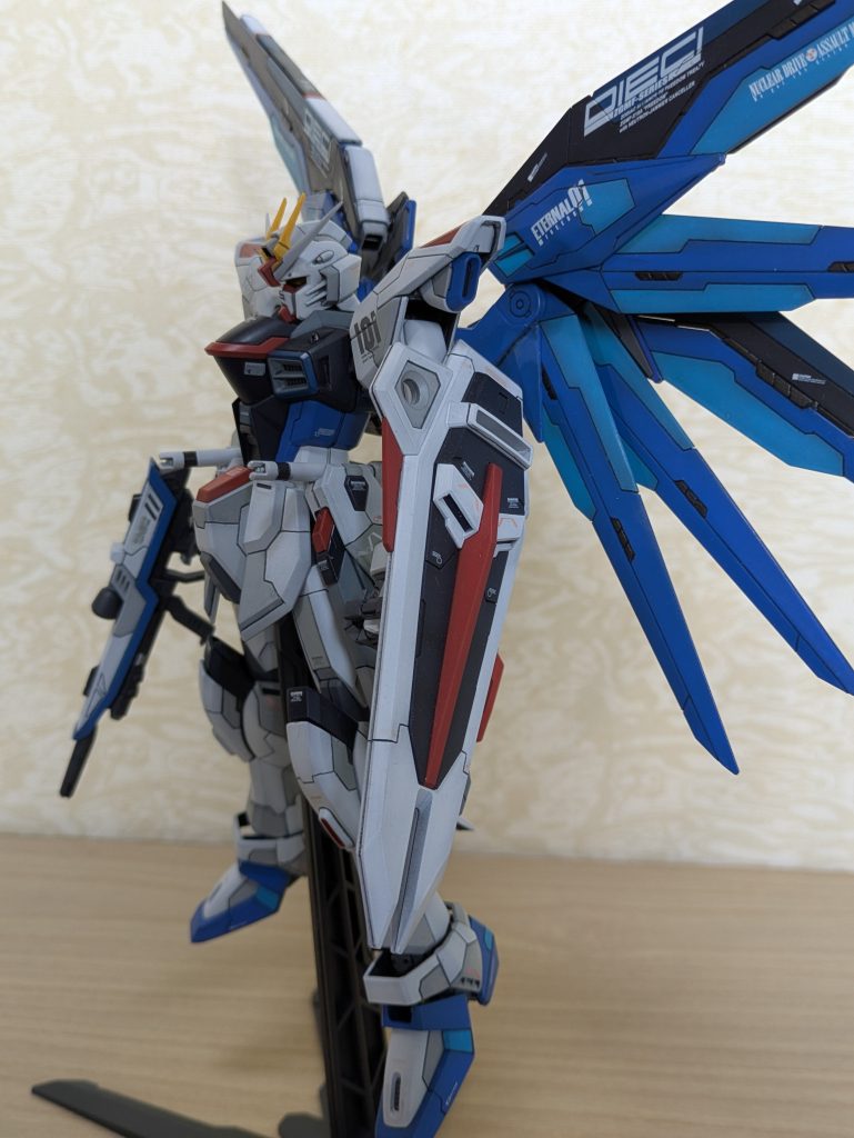 フリーダム–3枚目/制作者：EXTEND