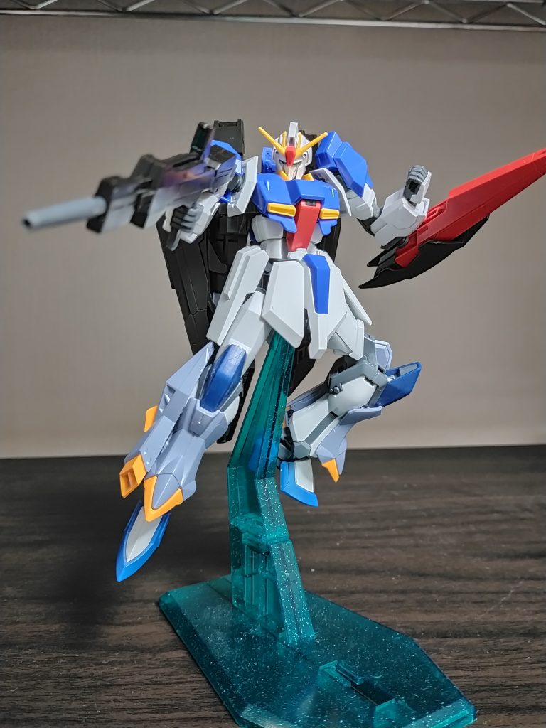 ビームライフルZガンダムのものと同じ見た目のビームライフル。Zガンダムのものと同様にビーム刃を発生できる。ビームの威力は元の1.3倍に上がっている。