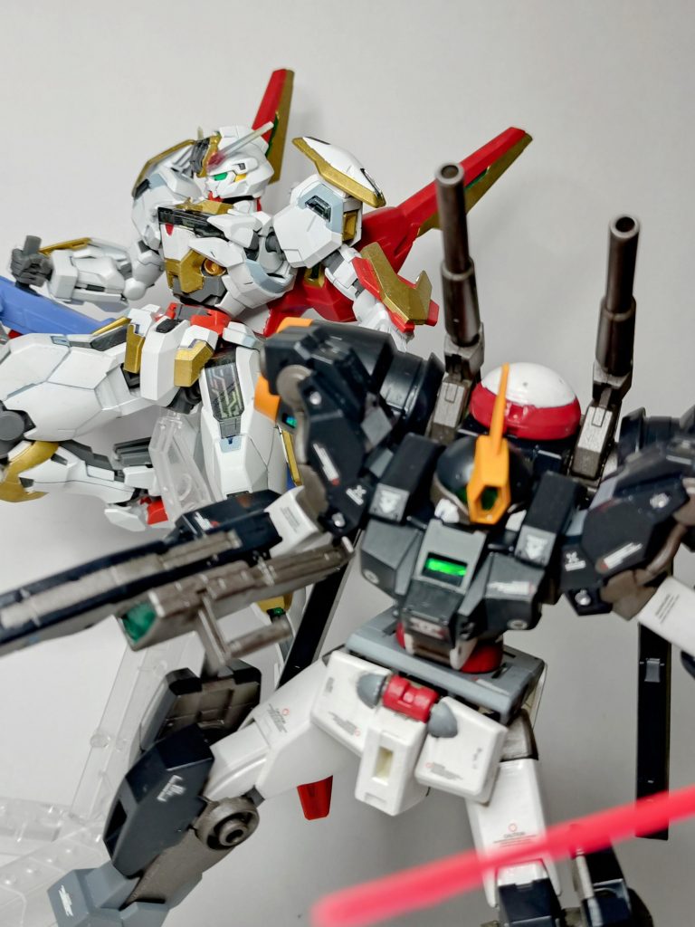 以前製作したキャリバーンと2ショット。キャリバーンへのリンク↓↓https://gumpla.jp/hg/2132743