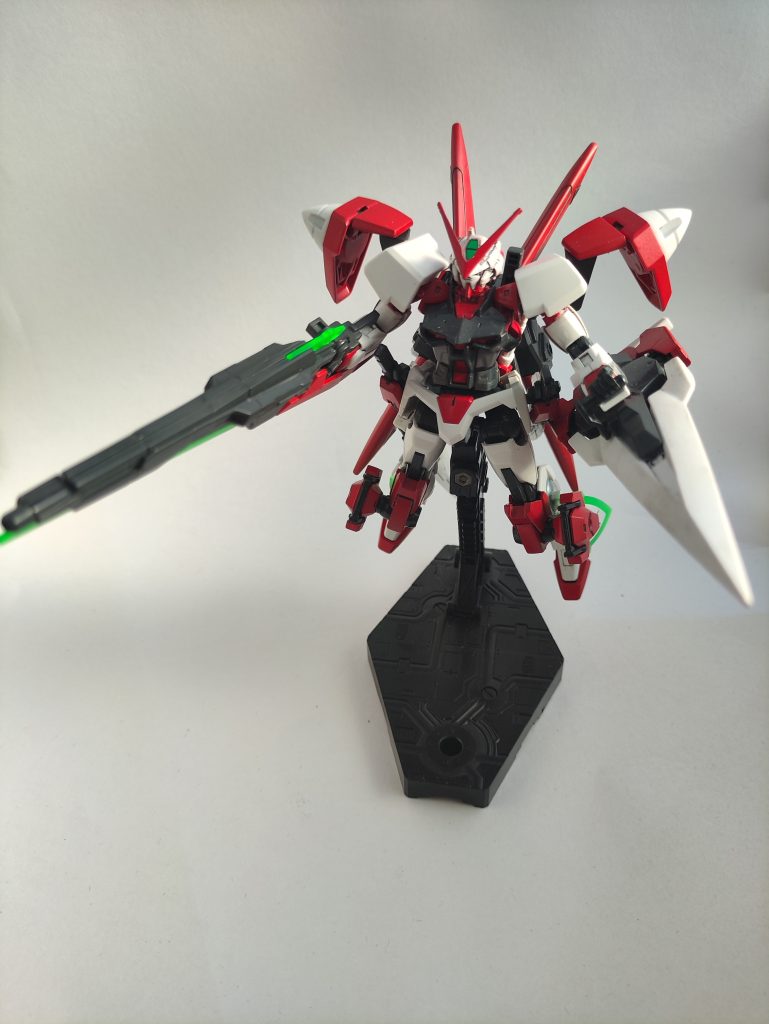 GNバスターソードIIなどを装備した状態。