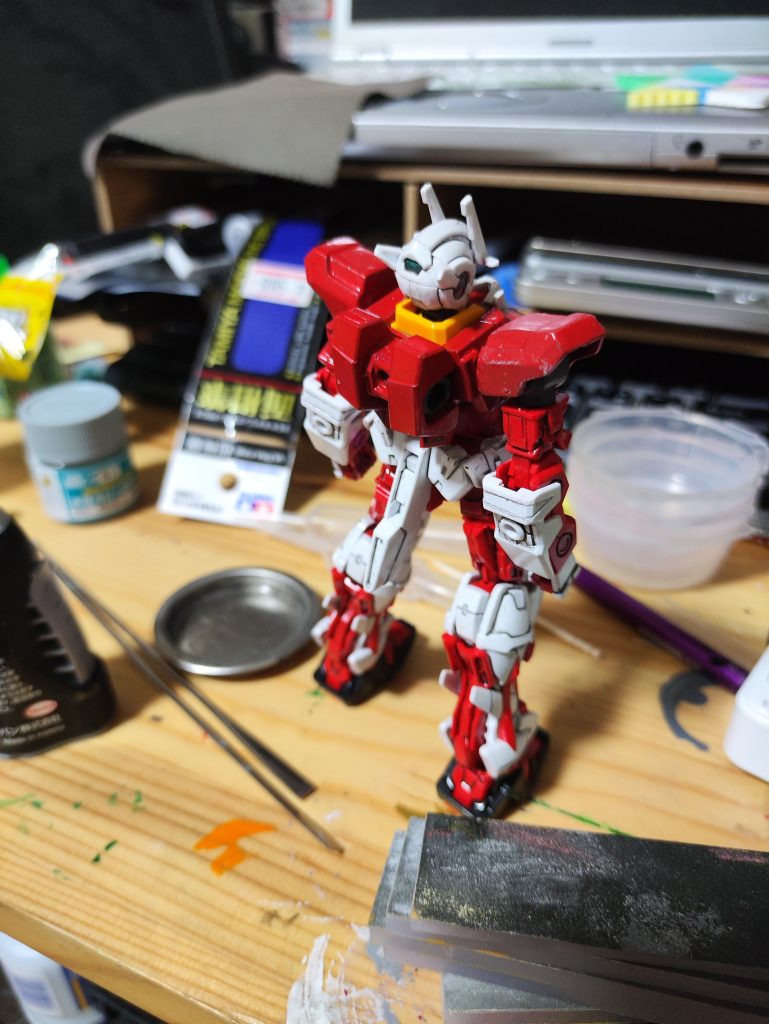 一応マウントポイントはありますが、先日作成したGNアストレイのGNストライカーは装備不可能。無念…