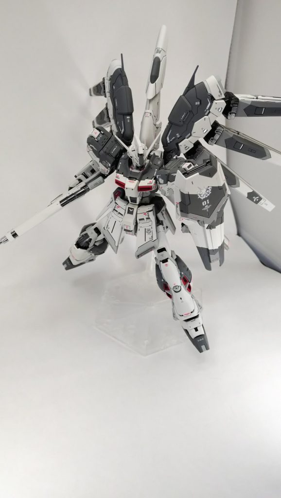 RG Hi-νガンダム–5枚目/制作者:もっこ