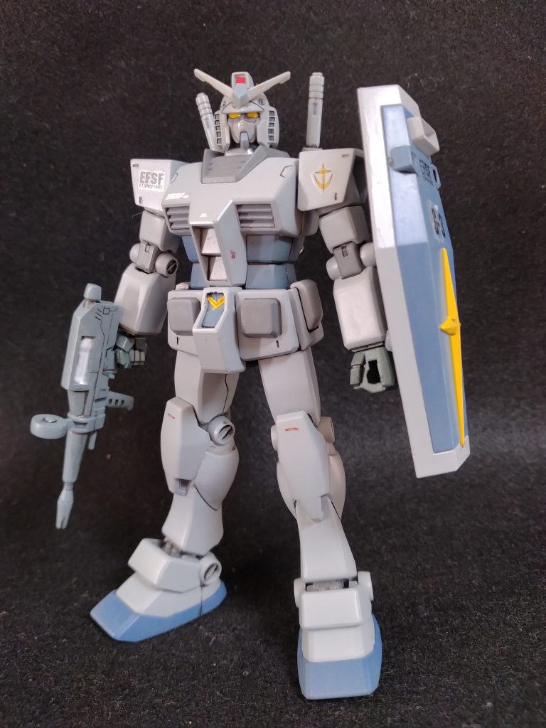 今さら小説を読んでみたのですが、案外面白いのです。それで合わせ目消しまでやって満足していたこれを、塗装しました。 