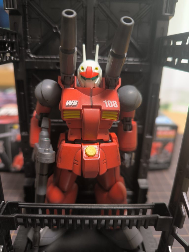 ちなみに握り手は「30MM 1/144 オプションパーツセット12」のハンドパーツを使ってます。