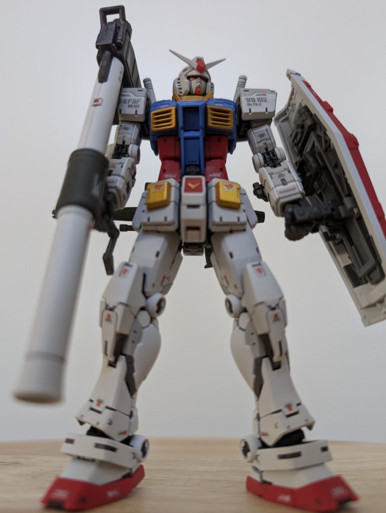 スミ入れ、筆塗りによる部分塗装、トップコートだけの成型色を活かしたお手軽仕上げです。