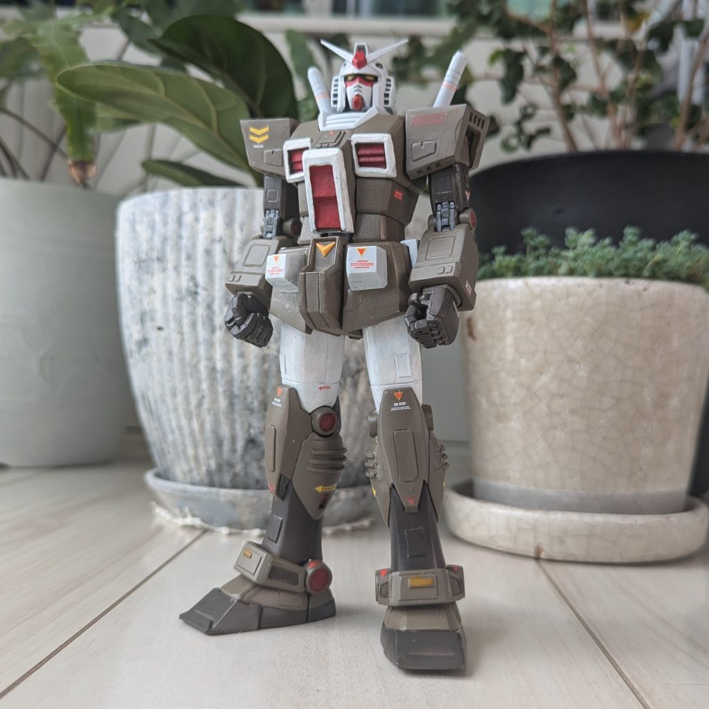 カラーは好きな国防色っぽい感じになって結果的に良かったです。レッドブラウンにパープルを加えて調色しました。