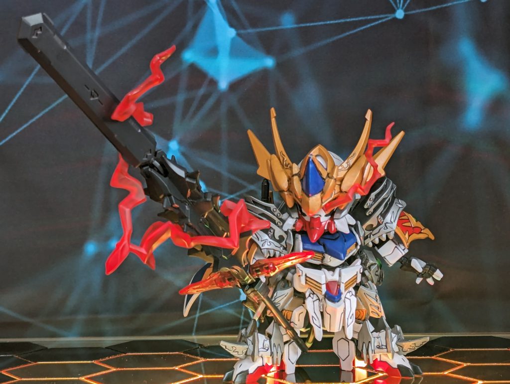連結してブレードメイスに。目のエフェクトだけでなく武器にも取り付けてみました。