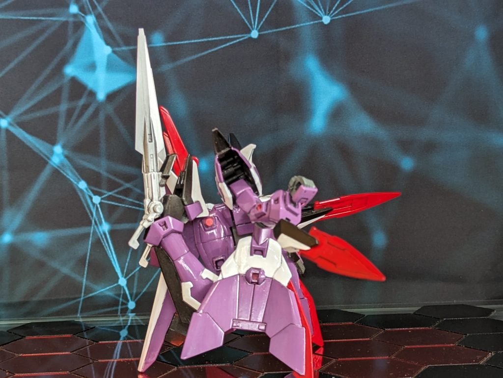 部品パージした状態。だいぶアクロバティックな形状で足を収納してます。