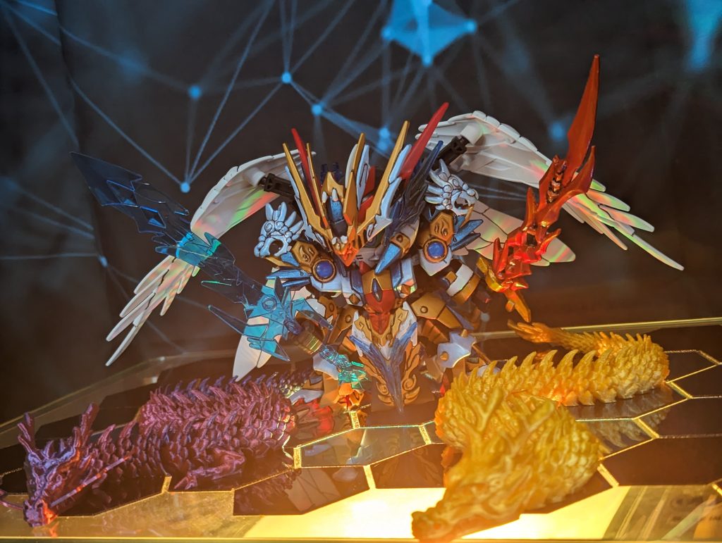 相手によっては擬剣シャドウメタルをかつて戦った幻魔皇帝アサルトバスターの持つ嵐虎剣(ストームソード)に変化させる事も可能。プラ板とエポパテで製作。