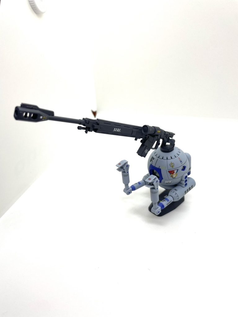 低反動ではないためライフル発射後に反動で後ろに吹っ飛びます笑 スレッガーさんらしいかと笑