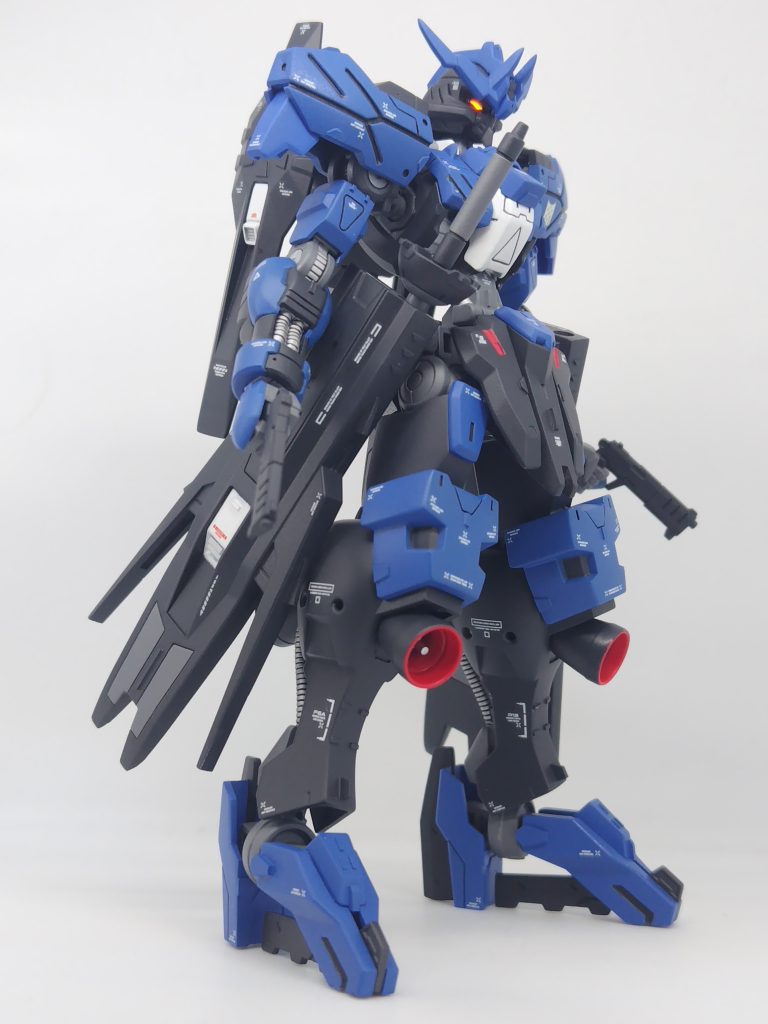 煽りのショット。