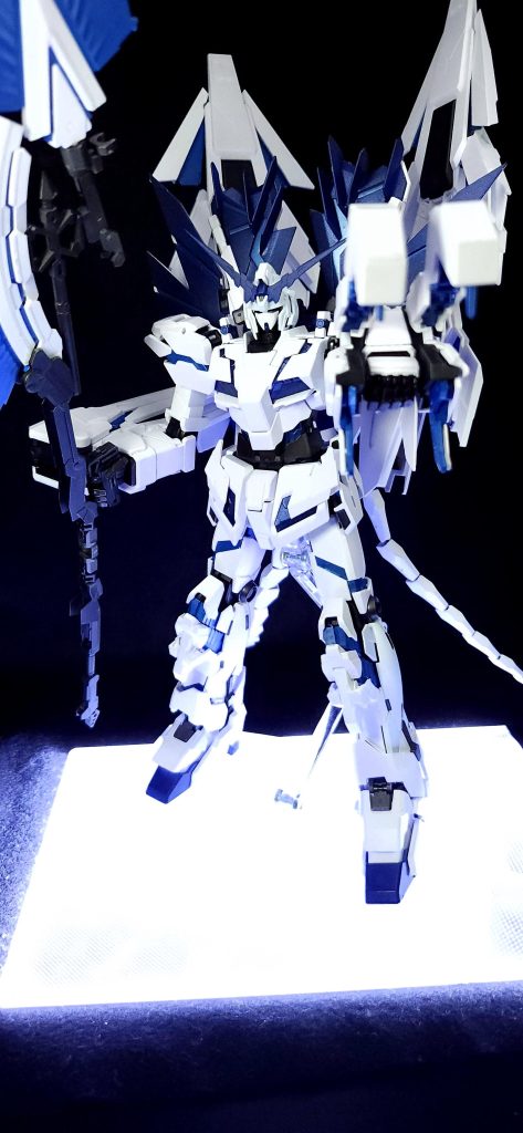 ユニコーンガンダムペルフェクティビリティver.シンプル全塗装–2枚目/制作者：塗装狂主任