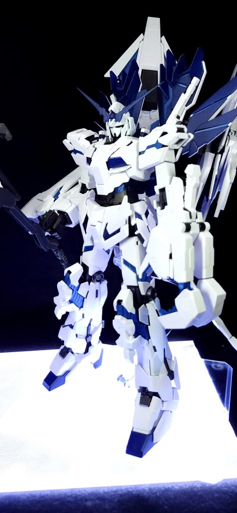 ユニコーンガンダムペルフェクティビリティver.シンプル全塗装–3枚目/制作者：塗装狂主任