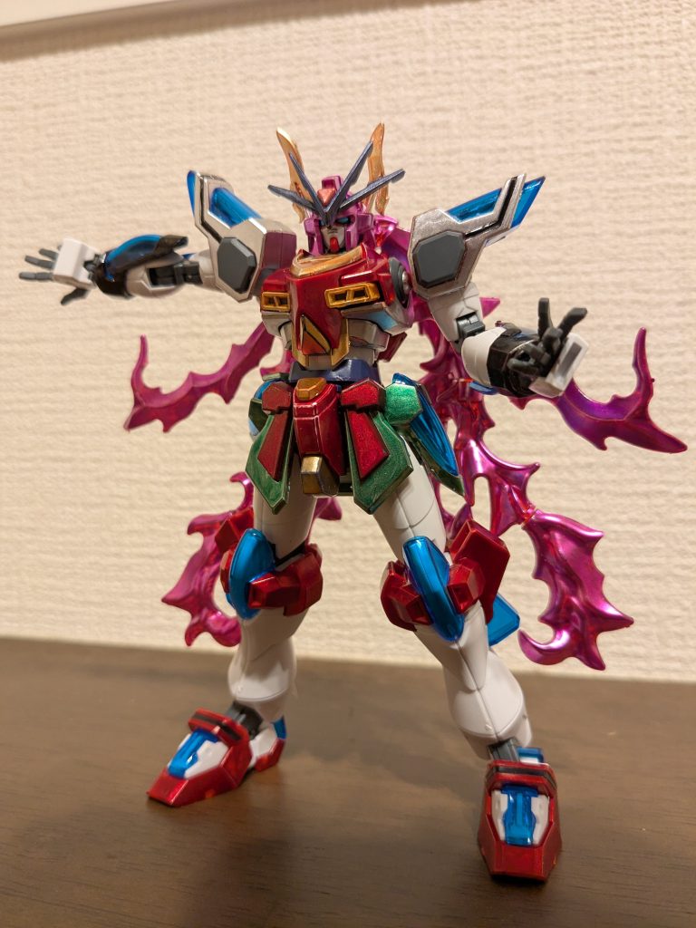 奸佞邪知の鬼　山の四天王の1人　茨木華扇 右腕を取り込み、鬼に戻った茨木華扇をイメージして作成。右腕は左腕同様に作ったものに付け替え。頭はビーズを外して、炎エフェクトを利用した鬼の角を付けました。イエローゴールドで塗装し、切り込みを入れてはさんであるだけなので、取り外し可能です。