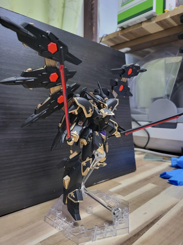 次は写真撮る場所も作っていきます(gundam-kao10)