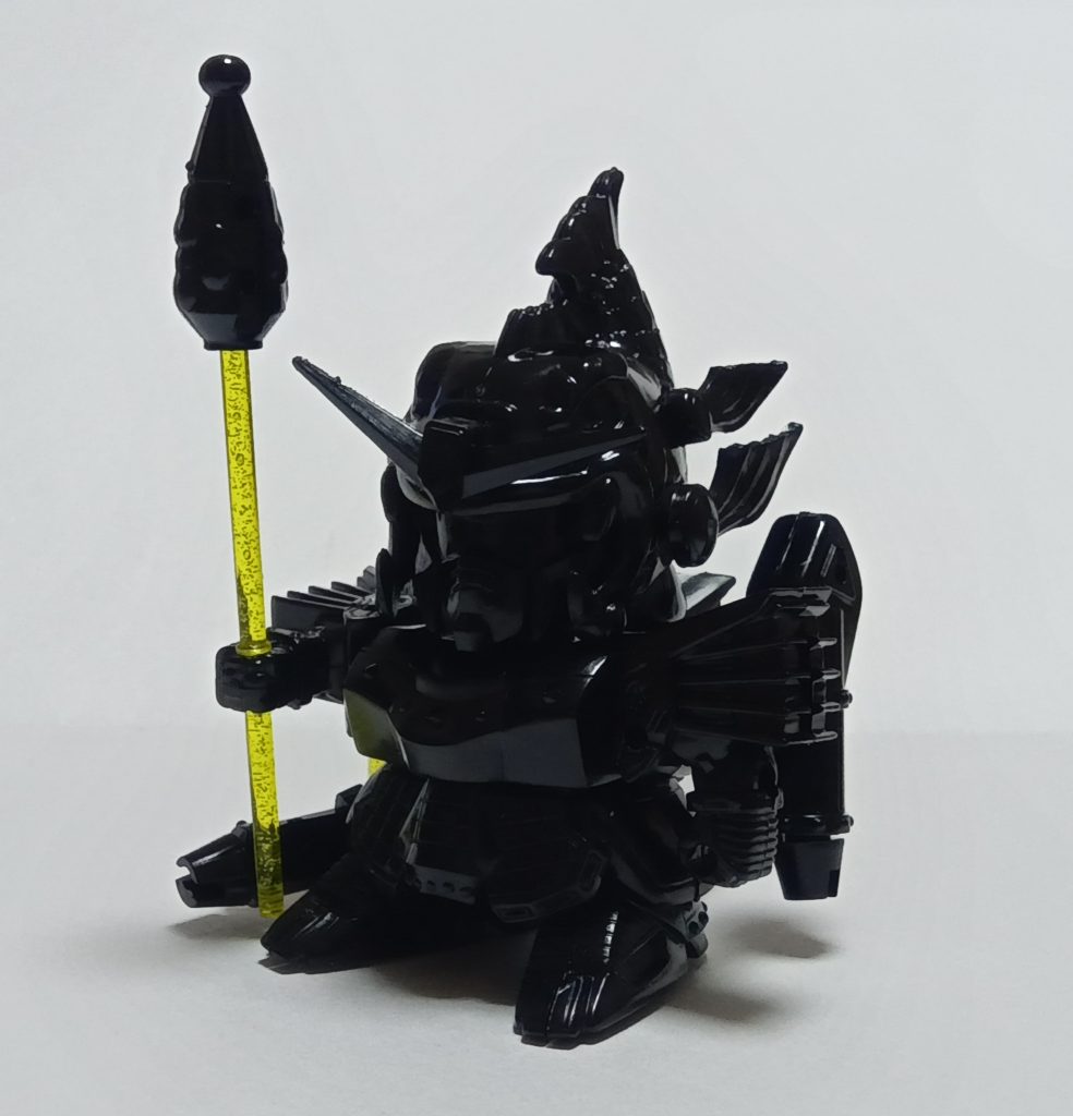 仮組みしてみると驚きの黒さ・・・千生大将軍に脚パーツと「笑いながら怒る人」パーツ(?)が追加された豊臣秀吉頑駄無を発見。先日、ガンダムベースで千生大将軍と雷帝千生神将軍を購入しましたが、コレはそれぞれ大将軍と神将軍として作るので、素の千生将軍を作ろうと竹中直人・・もとい、豊臣秀吉頑駄無を購入。(分からない人は豊臣秀吉、ドラマで検索)