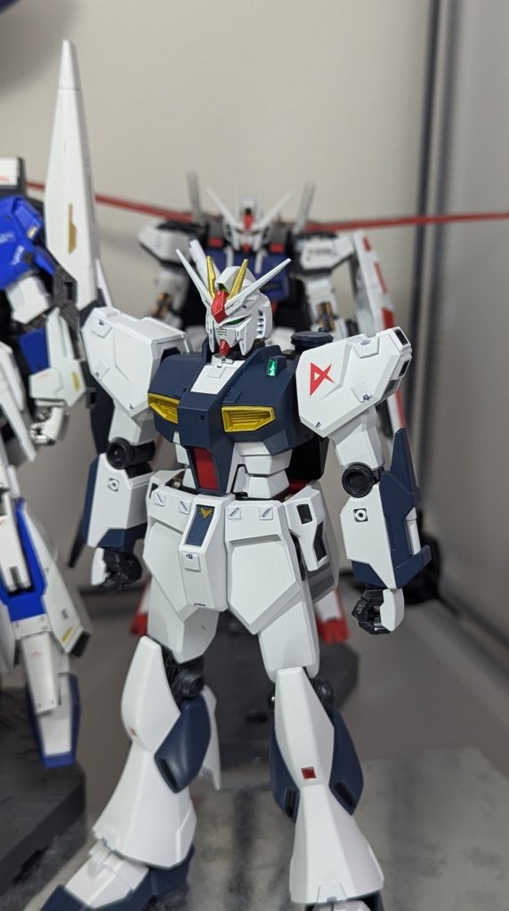 非常に素晴らしい造形で色分けも素晴らしいキットこれで1100円（税込）はとんでもねえな