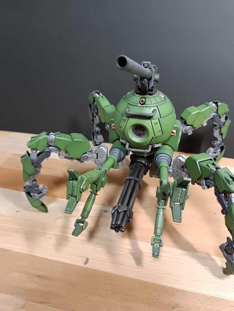 周りにもこのキット持ってる方がいなさそうだったので結構所有欲を満たしてくれるガンプラですね。陸戦型ガンダムや迷彩塗装したキットとならべてみたいです。