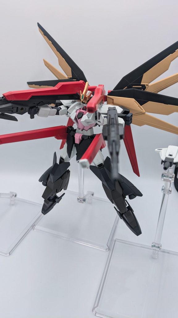 ハイマット・フルバースト。ちょこ先モチーフなので火力も機動性み高い。をイメージしましたが、フリーダムしか該当しないような…。