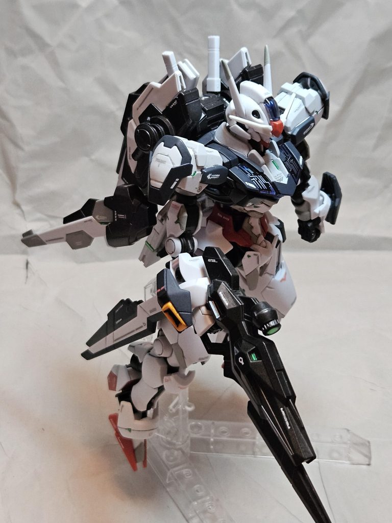 フルビットモードエアリアルのビットも装着したビット全部のせです。エアリアルの肩パーツを腕に装着しています。 