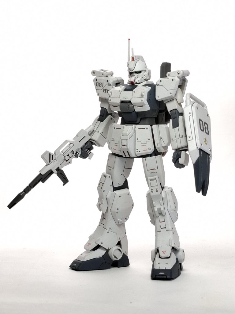 メタルボール100個以上つけました。ランナーレッドチップつけました。スジボリも頑張りました。