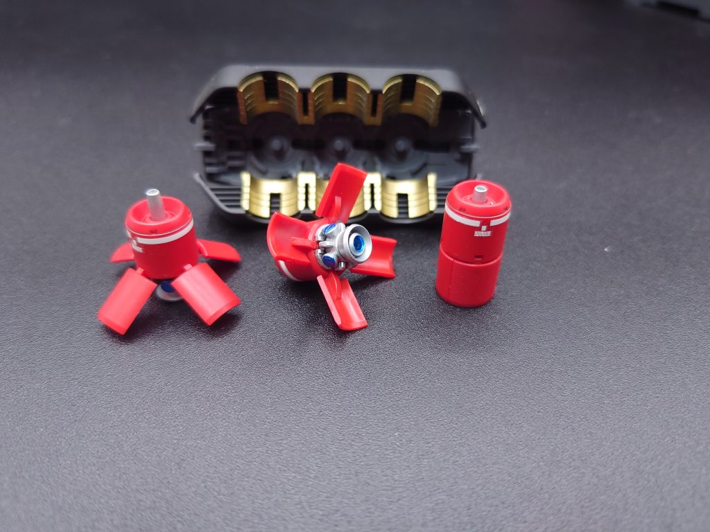 ファンネルはこんな感じに筆塗り