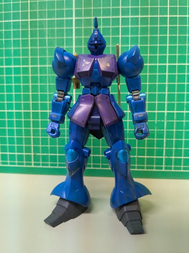 汚すつもりで塗装したので、所々剥げてしまっています。