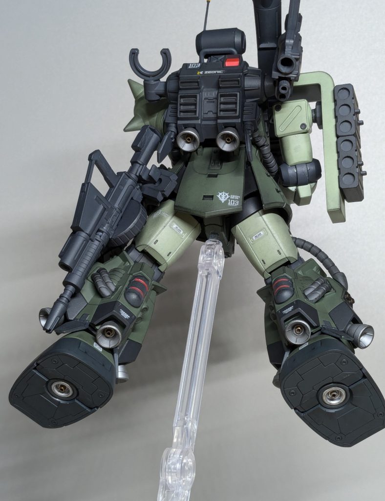 兵器っぽくしたかったので、今回はバーニア内部もおとなしくしました!