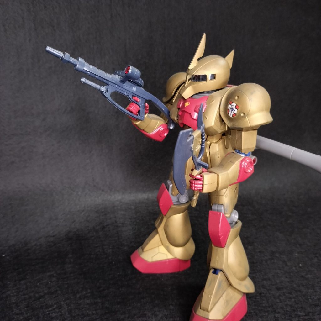 ゴールド筆塗りです。