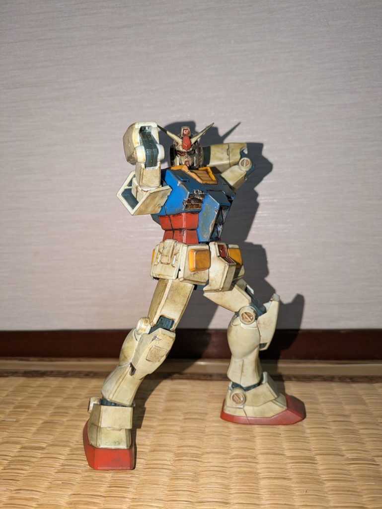 ビームサーベルが隠れている！