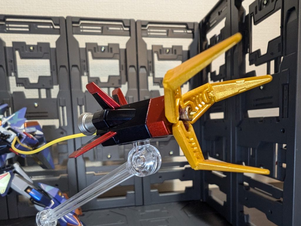 グレイプニールクロー中央に砲身追加してみました。