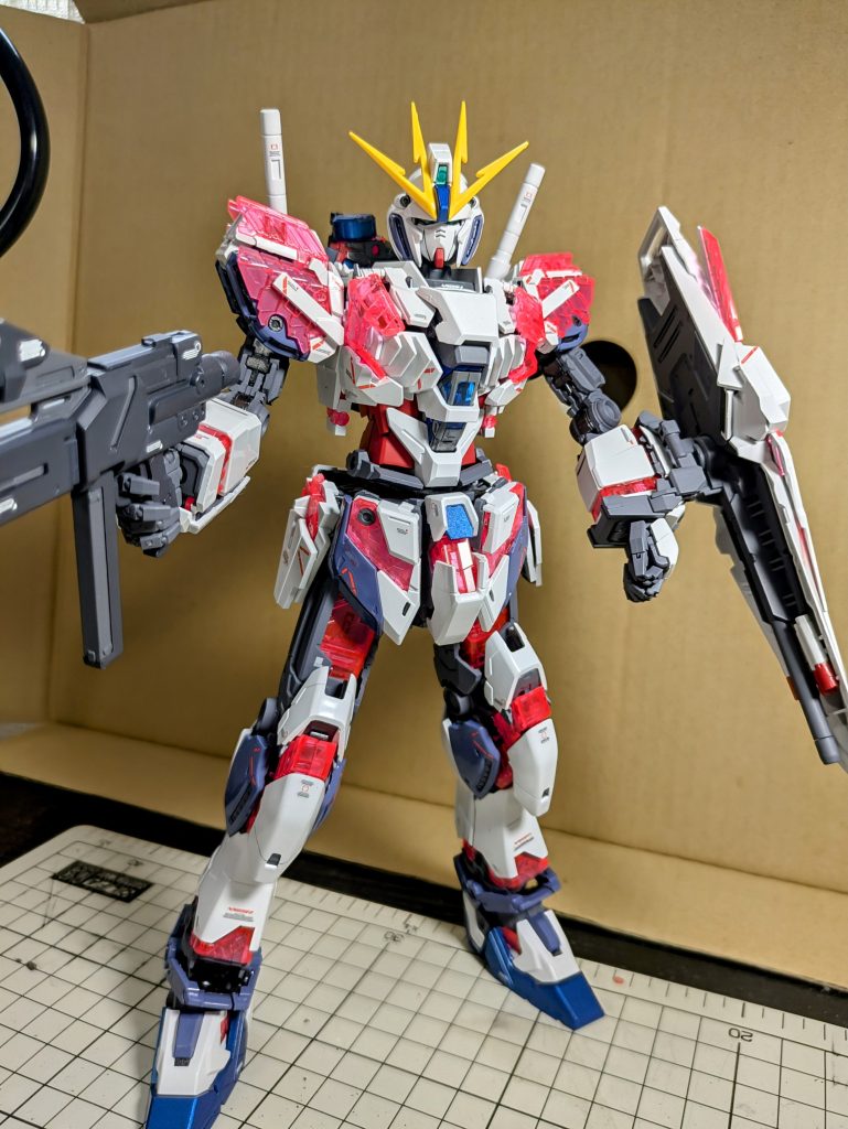 ナラティブガンダム–3枚目/制作者：ひろきゅん