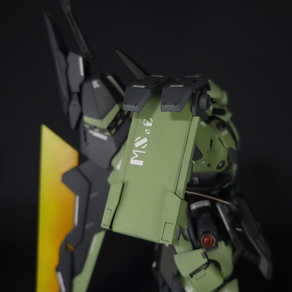 アシタノデカールさんのdpデカールです。このクセのあるフォントが好きで今回使用しました。