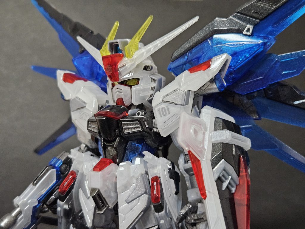 そもそも全塗装が初めてだったり、エアブラシ塗装を始めたり、パール塗料を使ってみたりと、いろんなチャレンジをして自分のステップアップになった作品です。ご覧いただきありがとうございました！