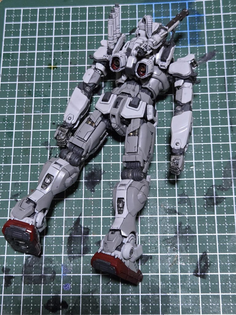 超合金参考にバルカンやサーベル等追加で塗り分けてみました。