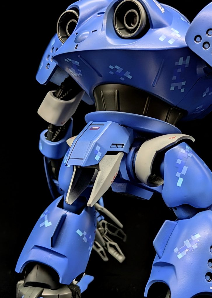 後部にはアースリィガンダムの肩アーマーを取り付けてスラスターを追加しました🫡