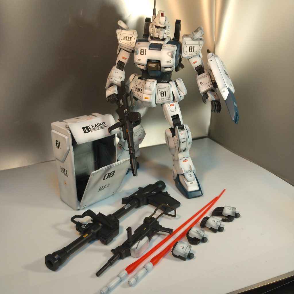 取り敢えず!全て写しました!MGイージーエイトでした!次回は全てMGで!量産型ズゴックかガンキャノンかガンタンクのいずれかをやります!(笑)次回と言っても多分明日の夜から開始すると思います!(笑)